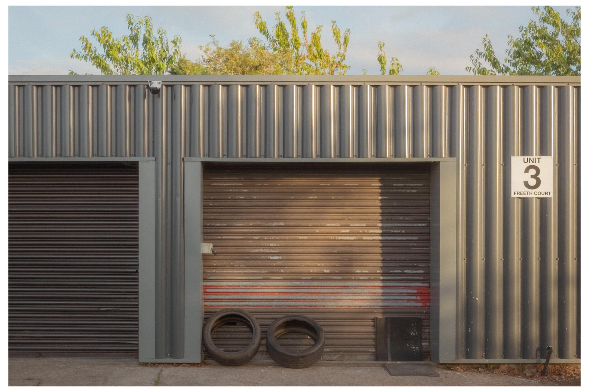 Garage unit