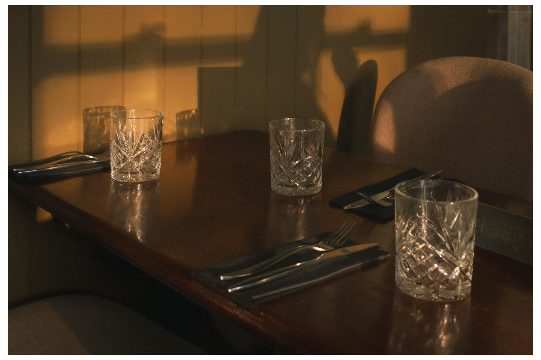Pub table